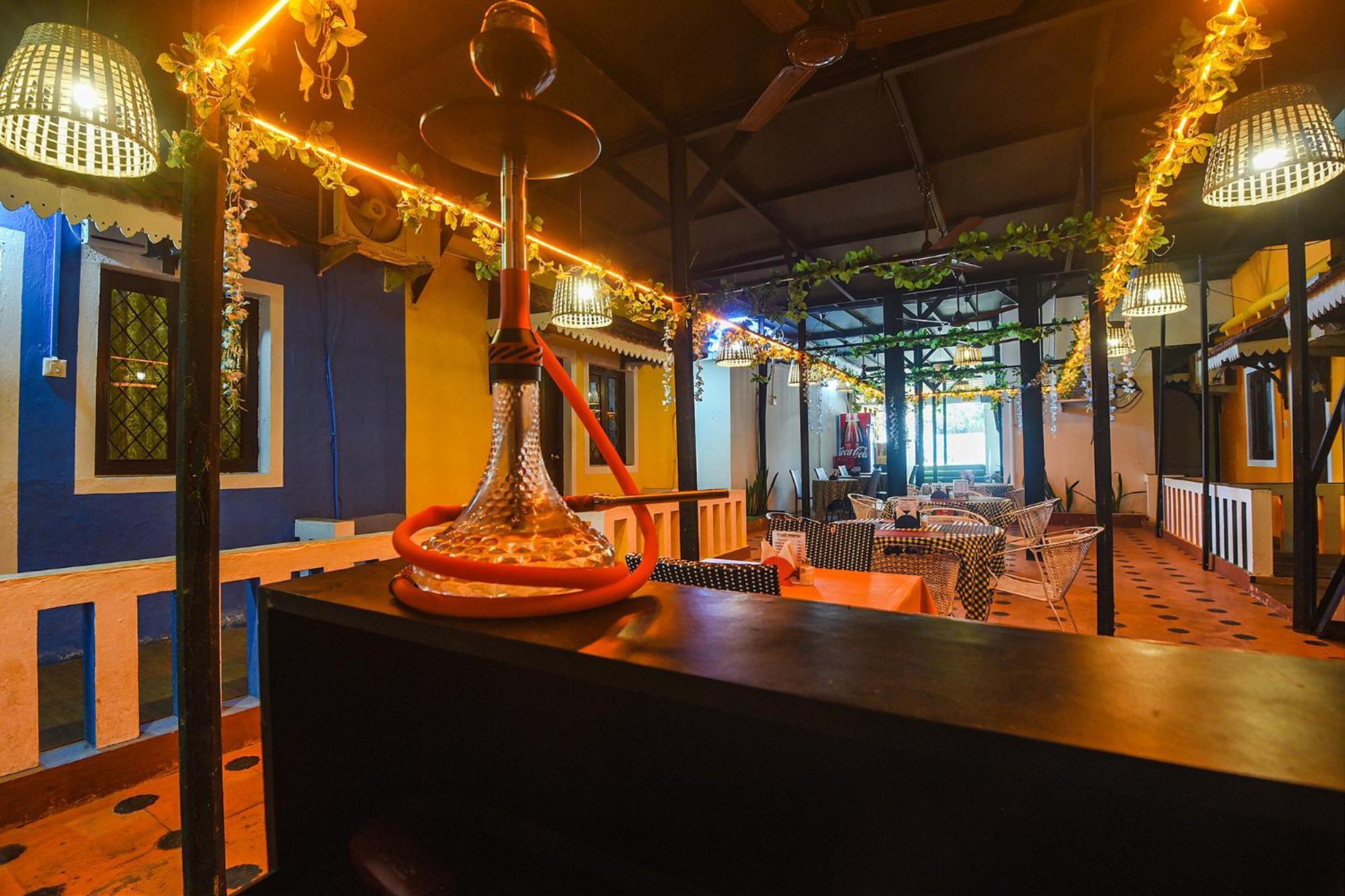 Fabhotel Rj 18 Beach Resort - Nr Baga Beach Ngoại thất bức ảnh